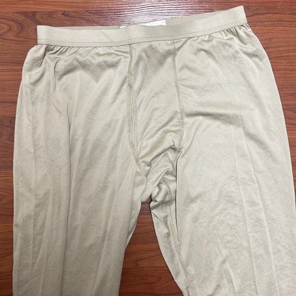 Milliken Military Lightweight Cold Weather Drawers size large - Picture 3 of 6